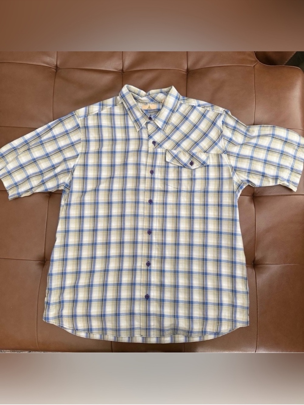 Ascend Men's Short-Sleeve Plaid Button-Down Shirt - Blue & White Large EUC